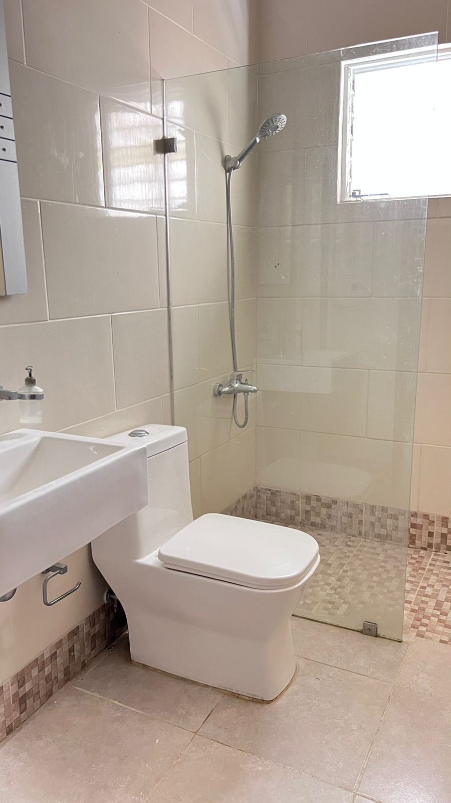 Apartamento en alquiler en Santo Domingo Este  Foto 7200096-6.jpg