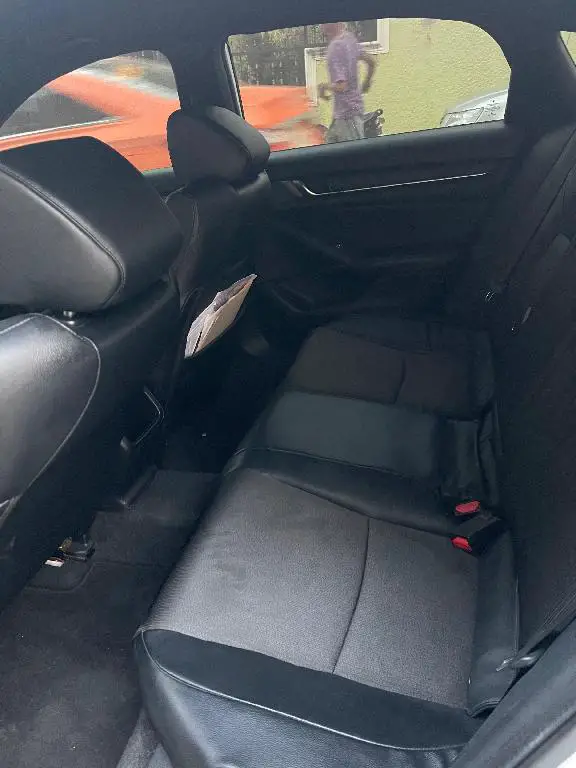 HONDA ACCORD 2018 SPORT 1.5L Turbo Foto 7200177-u1.jpg