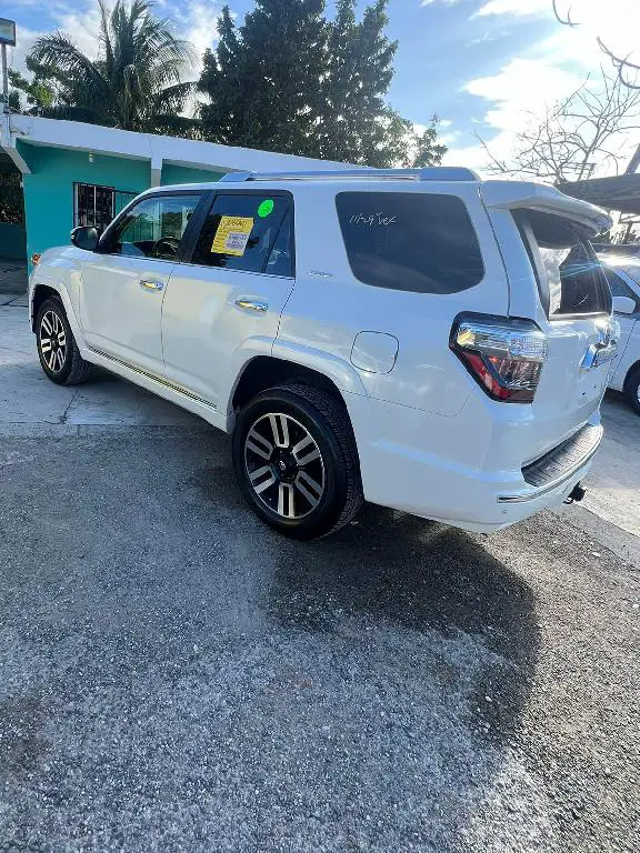 TOYOTA 4RUNNER LIMITED 4WD 2018 Foto 7200653-S1.jpg