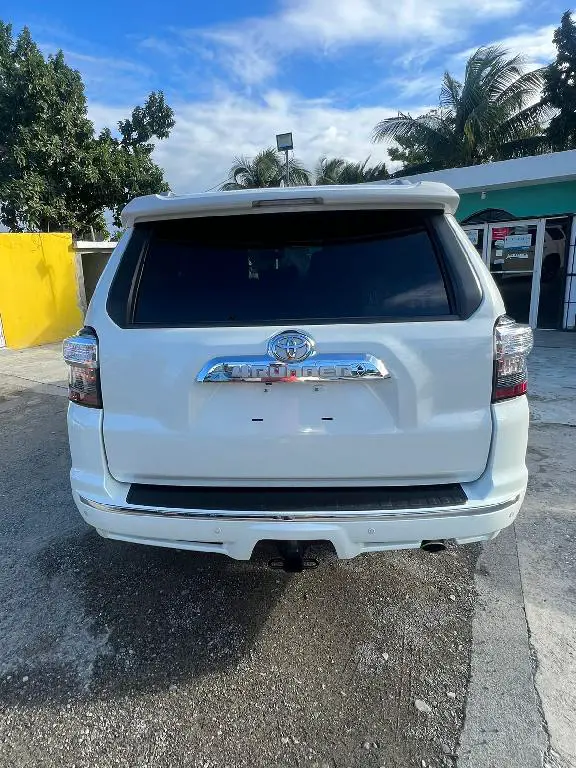 TOYOTA 4RUNNER LIMITED 4WD 2018 Foto 7200653-e1.jpg