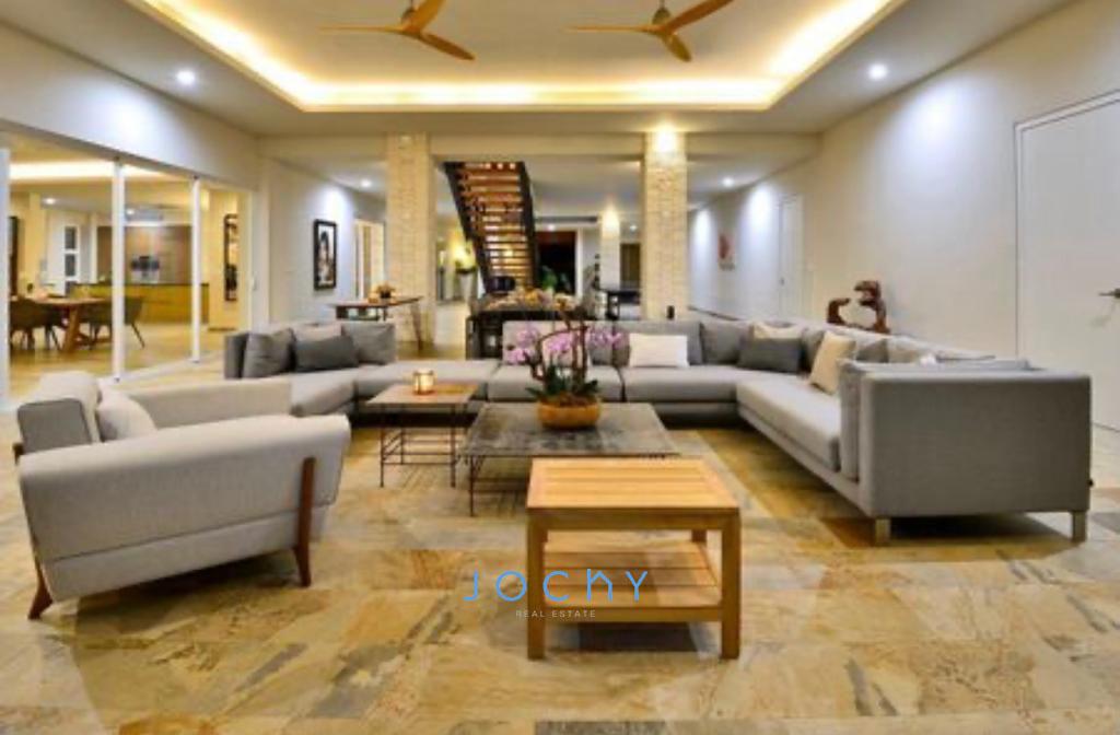 Jochy Real Estate vende villa en PuntaCana Resort  Club  Foto 7200977-3.jpg