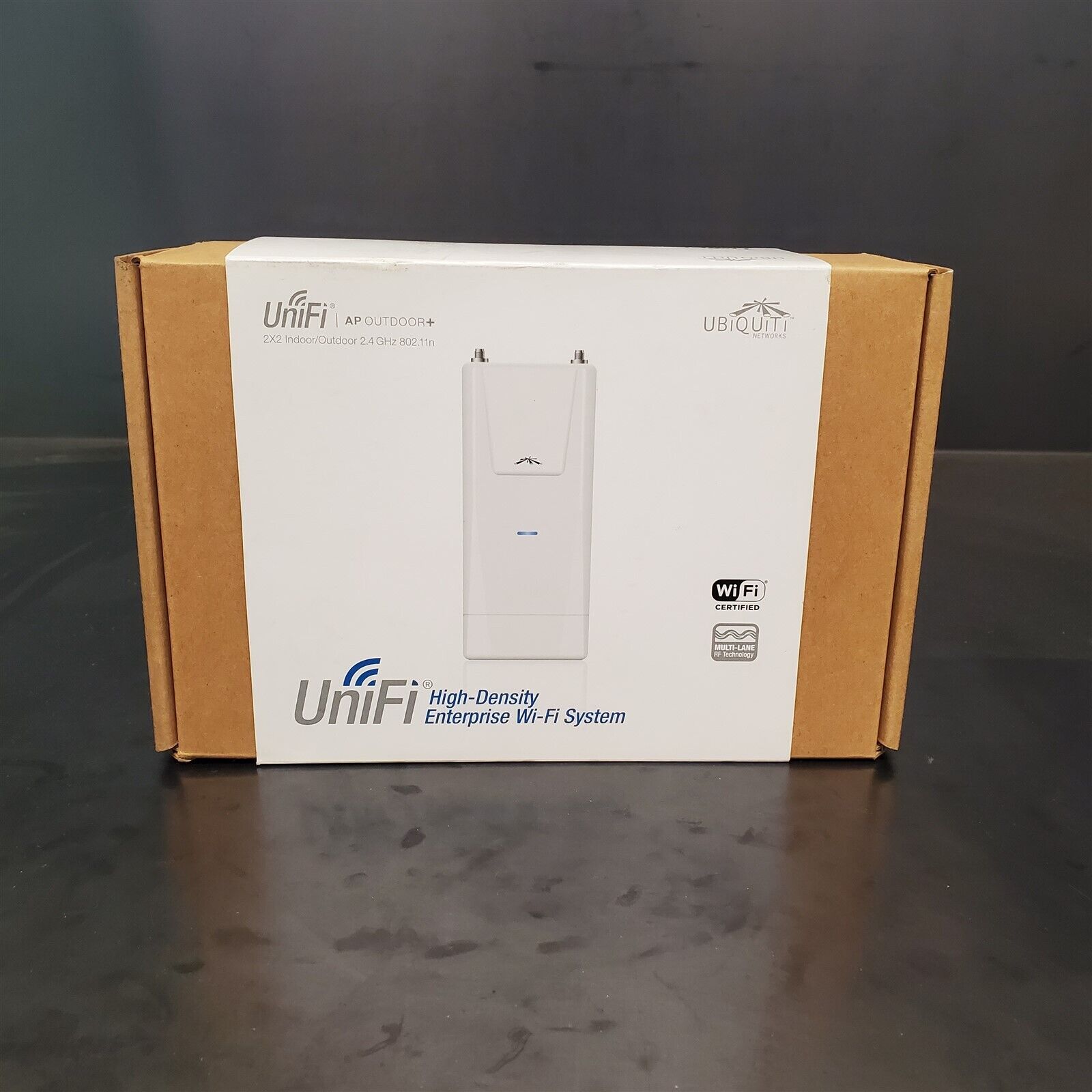 Ubiquiti UAP-OUTDOOR High Density Enterprise Wi-Fi Foto 7201049-e1.jpg