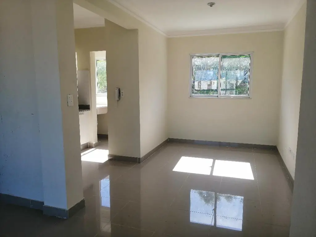 Apartamento 1er nivel 87Mts con extrator y calentador Foto 7201232-1.jpg