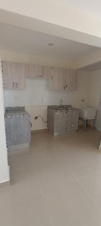 Apartamento 1er nivel 87Mts con extrator y calentador Foto 7201232-Z1.jpg