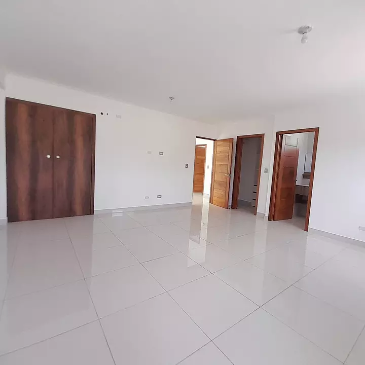 Casa en venta con piscina privada 4 habitaciones y 4.5 baño Foto 7201853-V1.jpg