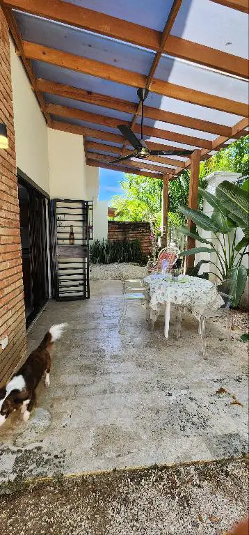 Casa en venta con piscina 3 habitaciones y 3.5 baños Foto 7201858-d1.jpg