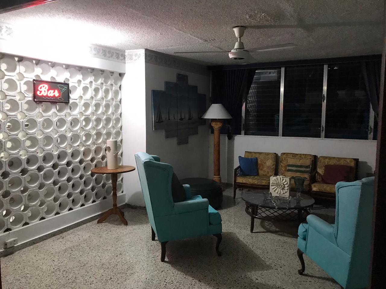 1440 ALQUILER DE APARTAMENTO AMUEBLADO-GAZCUE  Foto 7201987-3.jpg