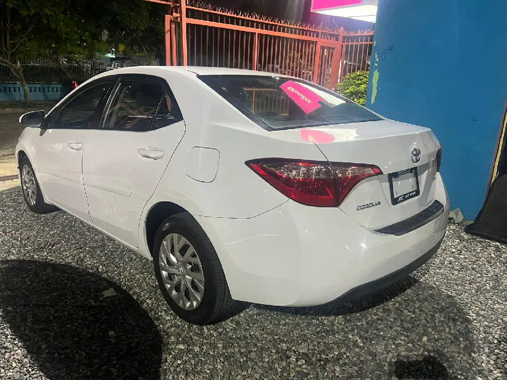 toyota corolla 2018 Foto 7202027-3.jpg