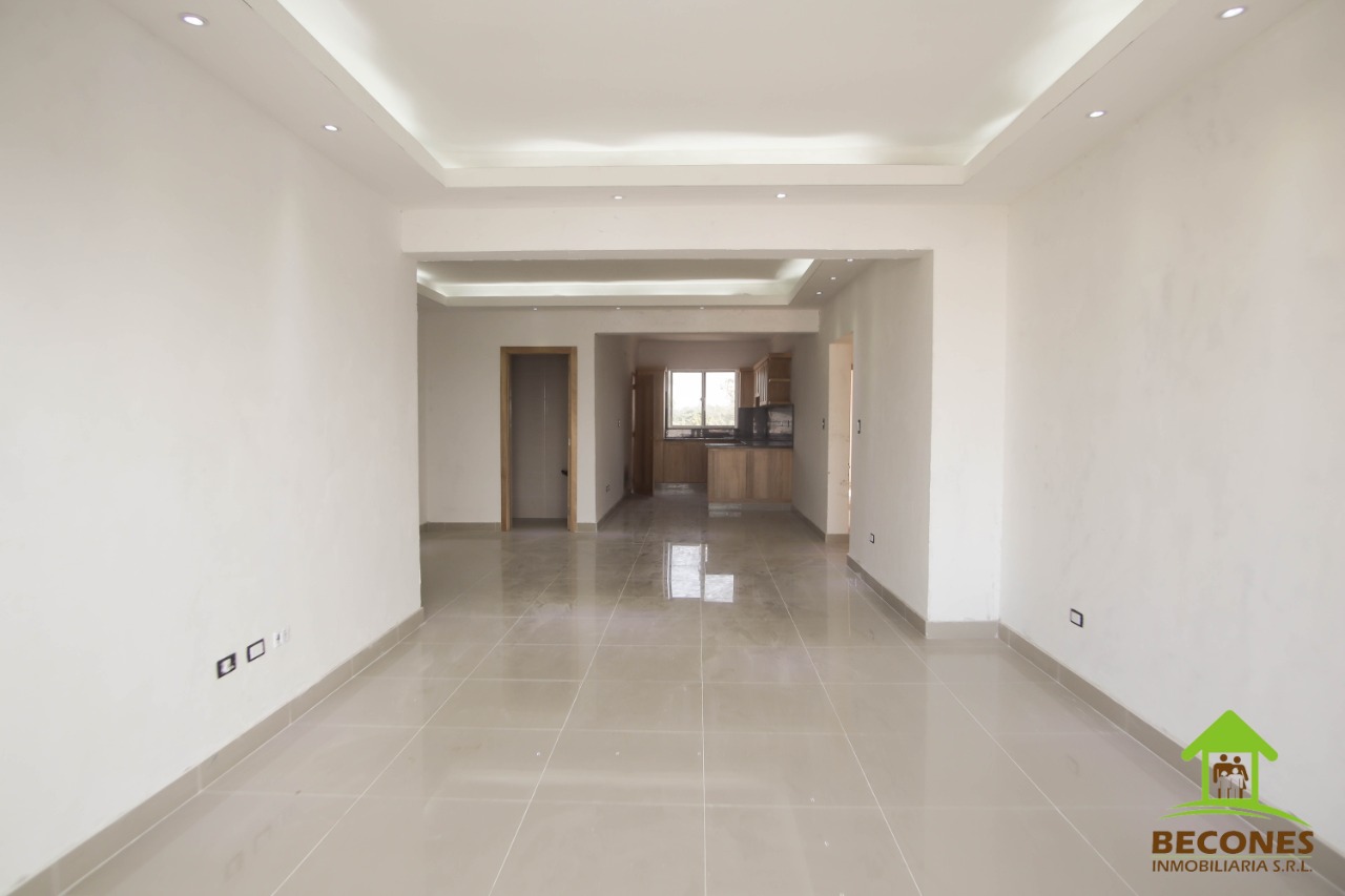 Apartamento de 2do nivel 136Mts con 2 Parqueos proximo al metro Foto 7202508-v1.jpg