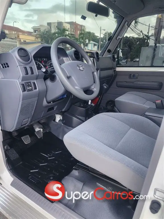 Toyota Land Cruiser Jeep Serie 70 Pick up Foto 7202947-7.jpg