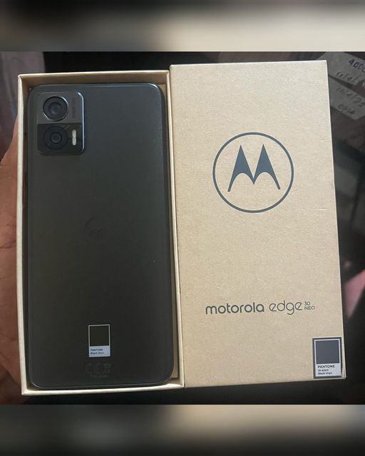 Motorola Edge 30 Neo de 128GB  y 8GB de ram Nuevo Foto 7203532-1.jpg