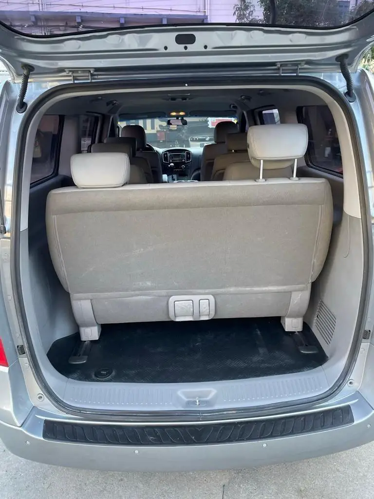 HYUNDAI STAREX VCX 2018  en Santo Domingo DN Foto 7203716-9.jpg