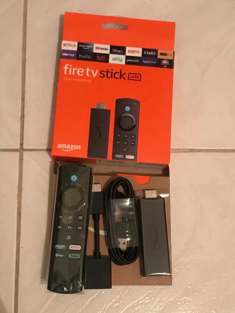 Lleva la tecnología a tu tv Fire Stick variados.  Foto 7203717-5.jpg