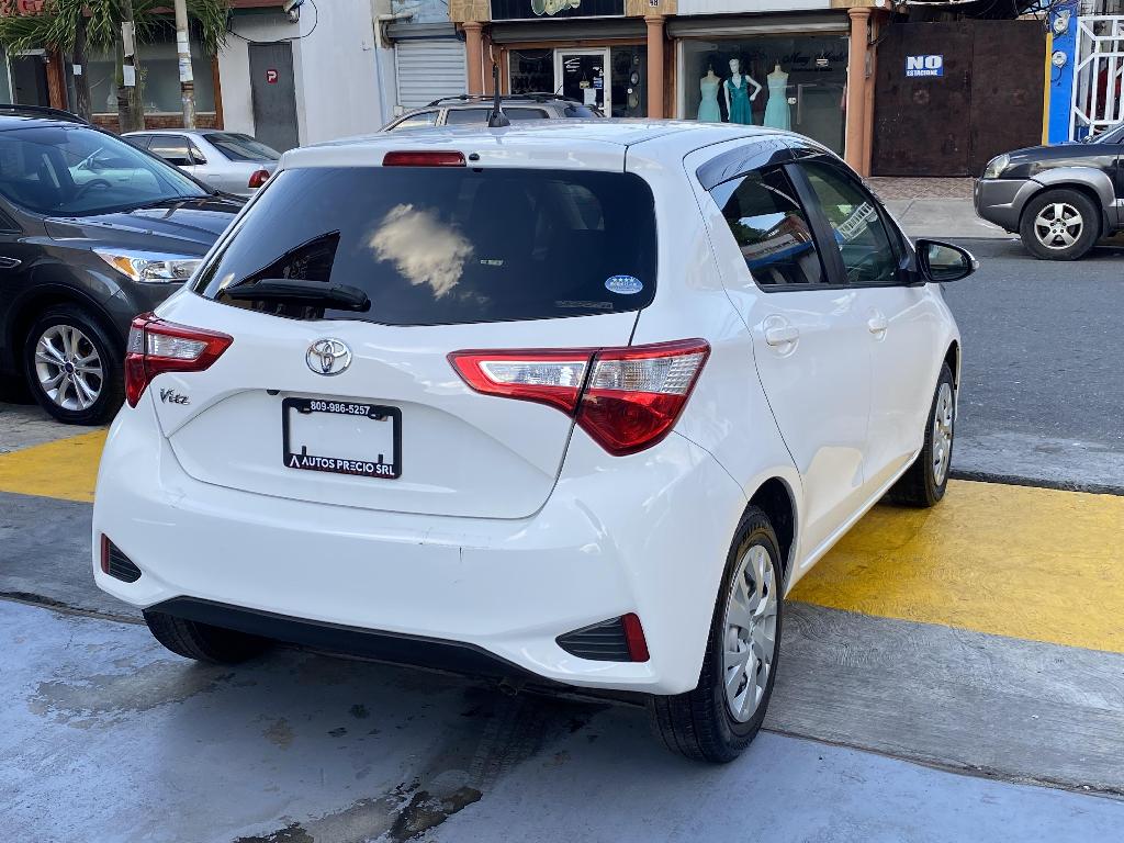 Toyota Vitz Full Recién Importada 2018  Foto 7203720-5.jpg