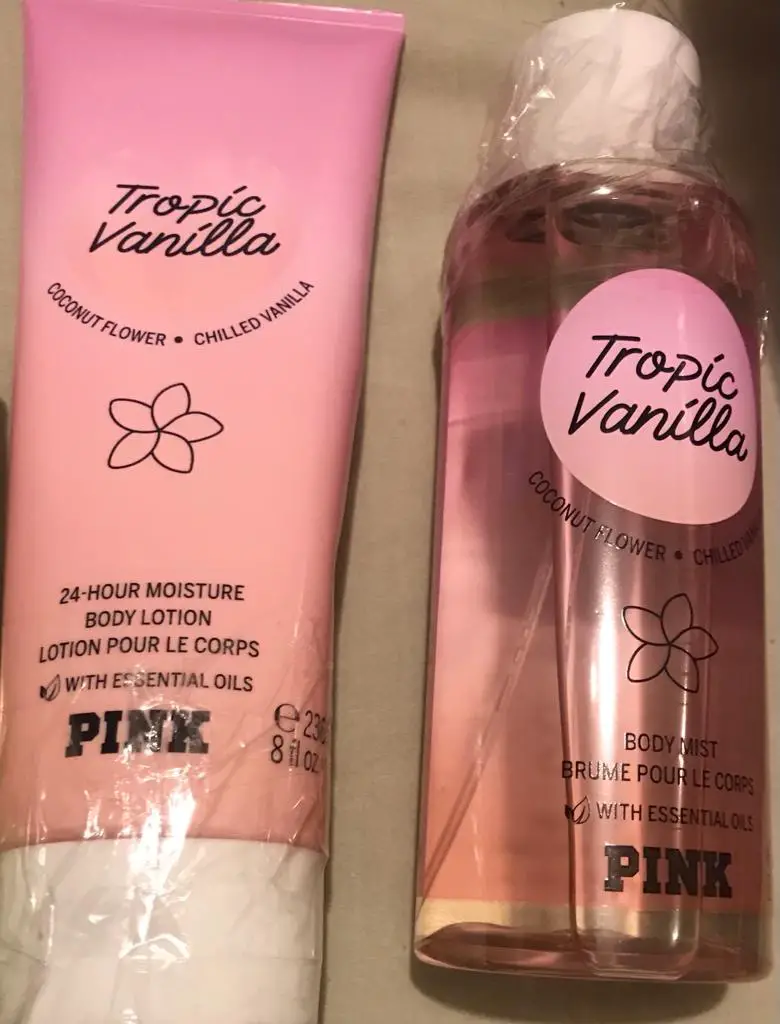 Set de crema y colonia originales Victoria Secret Pink y Bath and body Foto 7203733-1.jpg