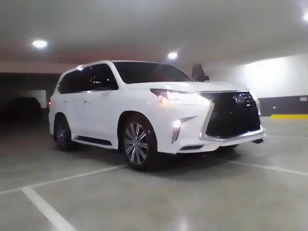 Lexus LX 570.      2016 Foto 7203882-1.jpg