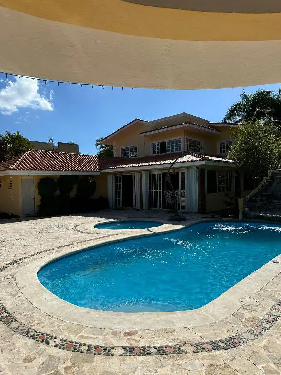 Se Vende Villa En Metro Juan Dolio 1200 Mts Completamente Amueblada Foto 7204689-V1.jpg