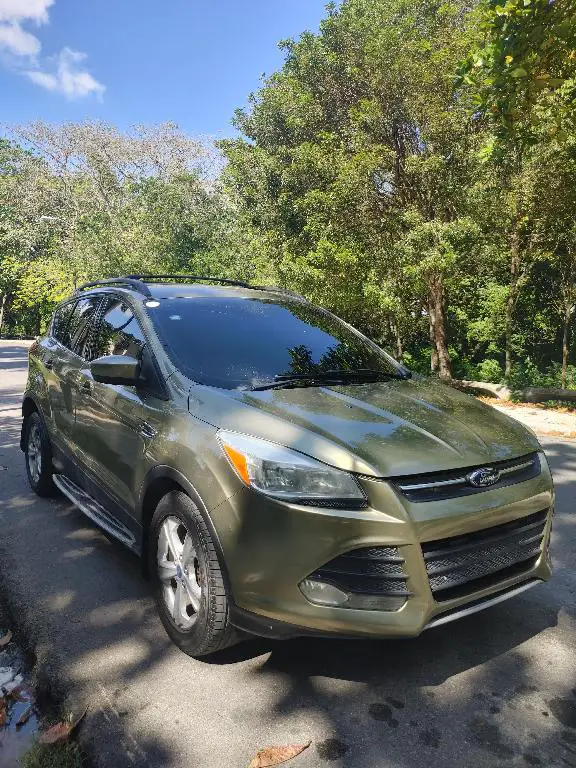 FORD ESCAPE 2013 MOTOR 2.0 en Santo Domingo DN Foto 7204760-2.jpg