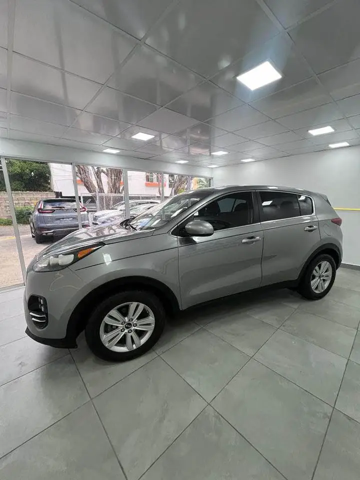 Kia Sportage 2019 LX Gris Inicial 400Mil pesos Recibimos Vehículo Como Foto 7204895-1.jpg