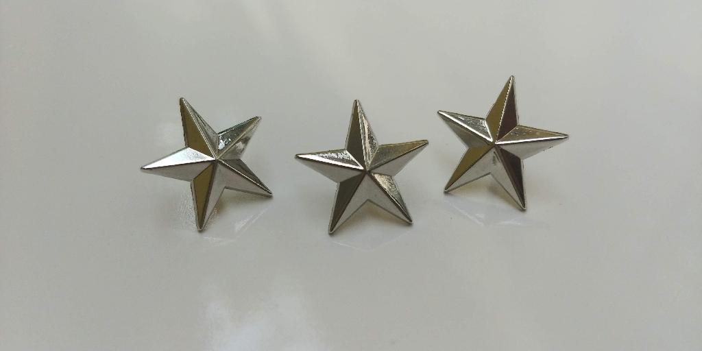 Pin de estrella plateada en metal unidad Foto 7204997-1.jpg