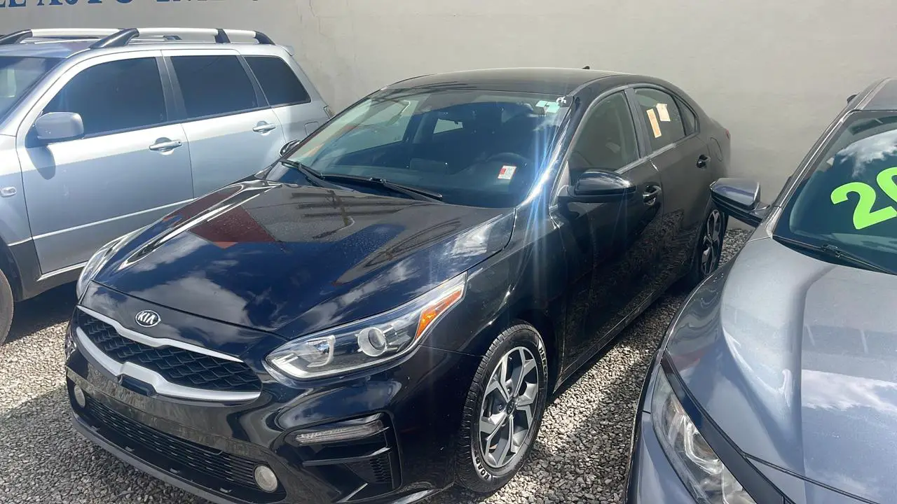 Kia Forte Negro 2019  Foto 7205076-1.jpg