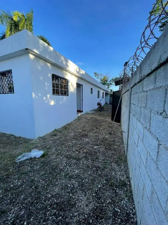 VILLA DISPONIBLE PARA LA VENTA Foto 7205092-9.jpg