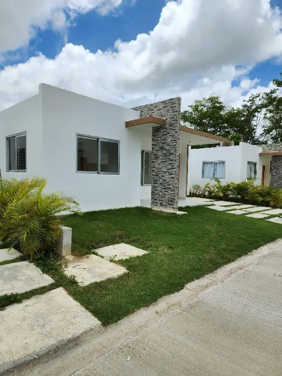 CASA EN RES. PRIMAVERAL II BAVARO PUNTA CANA Foto 7205828-3.jpg