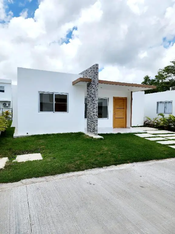 CASA EN RES. PRIMAVERAL II BAVARO PUNTA CANA Foto 7205828-4.jpg