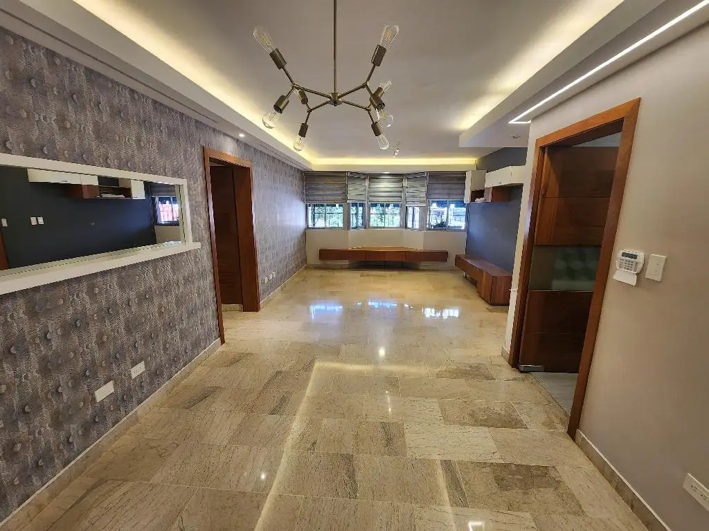 Se renta apartamento REMODELADO en Naco Edificio Arizona I Detrás de s Foto 7206384-6.jpg