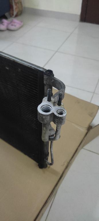 CONDENSADOR ORIGINAL KIA K5 2011 Foto 7206400-2.jpg