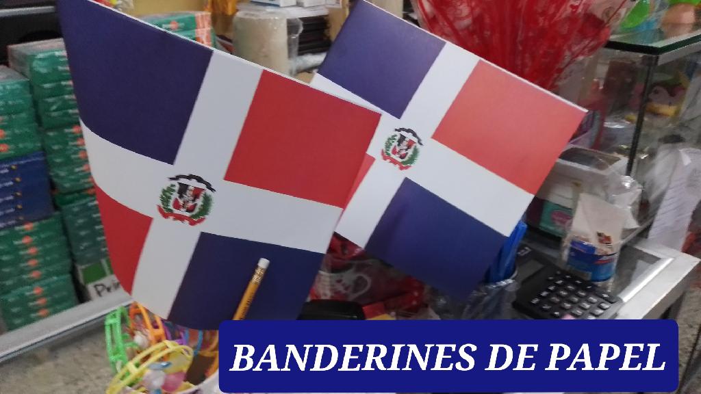 Banderas Dominicanas  Foto 7206572-1.jpg