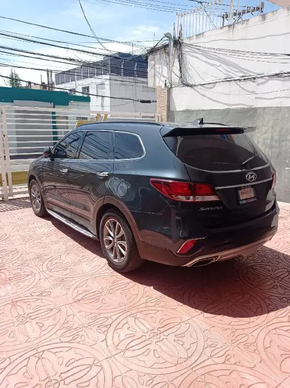 Hyundai  Grand Santa fe 2017 Foto 7207842-1.jpg