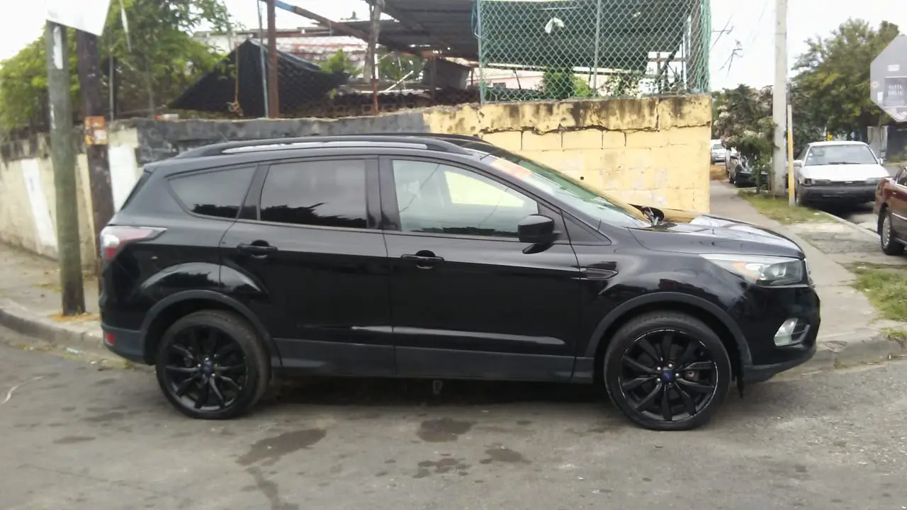 Ford Escape SE Ecoboost 4WD 2017 Foto 7209117-5.jpg