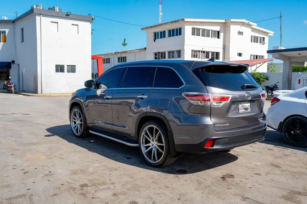 Toyota Highlander XLE AWD 2016 Foto 7209119-3.jpg
