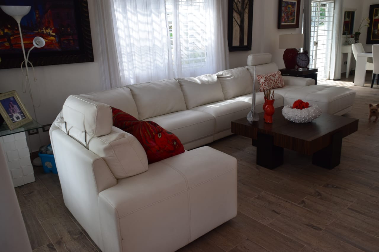 Villa Amueblada en Anamuyita Higuey con 18 tareas de terreno Foto 7209513-8.jpg