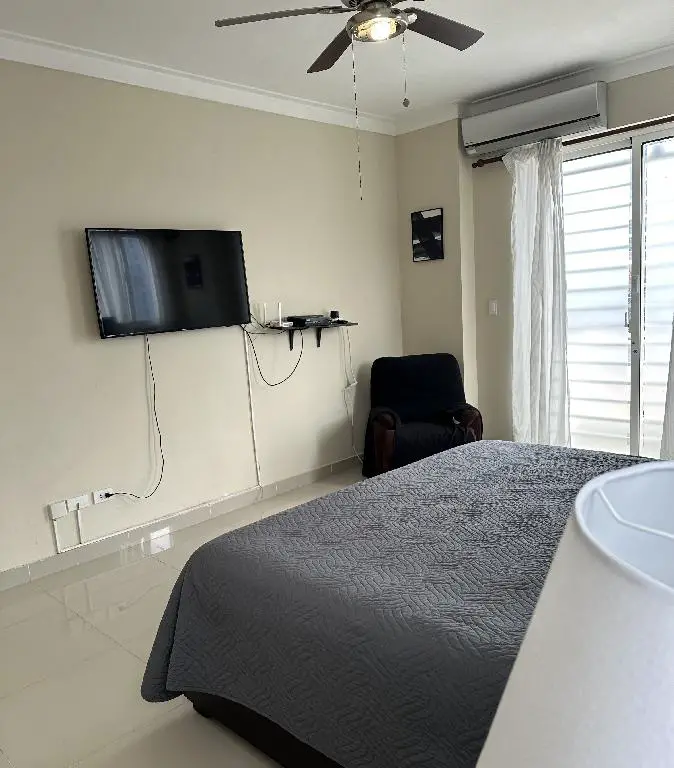 Apartamento En Alquiler Amueblado 3 Habitaciones Evaristo Morales Foto 7210177-8.jpg