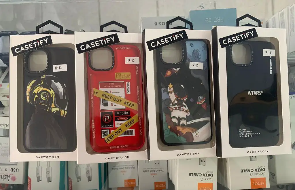 Covers para IPhone disponibles  Foto 7210628-11.jpg