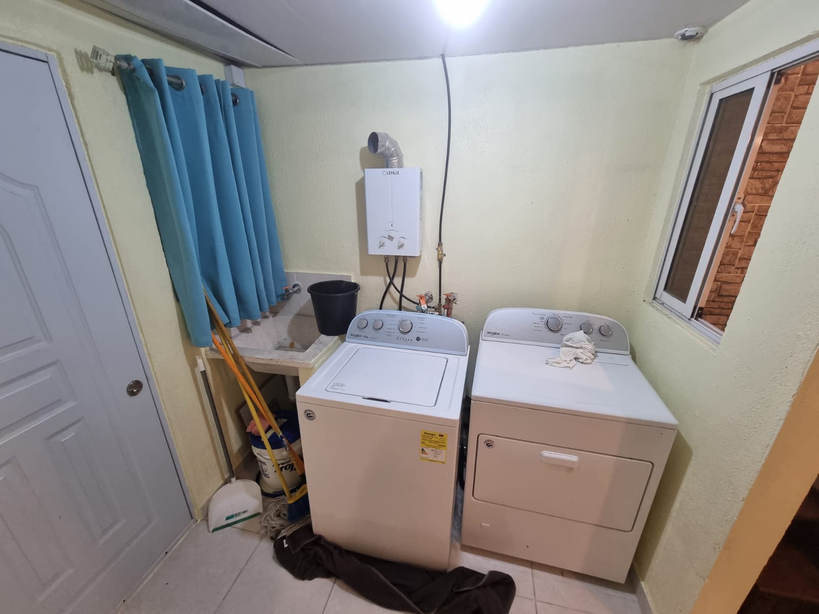 Alquilo Apartamento Amueblado 2do Piso Tipo B Modificado Foto 7210974-1.jpg