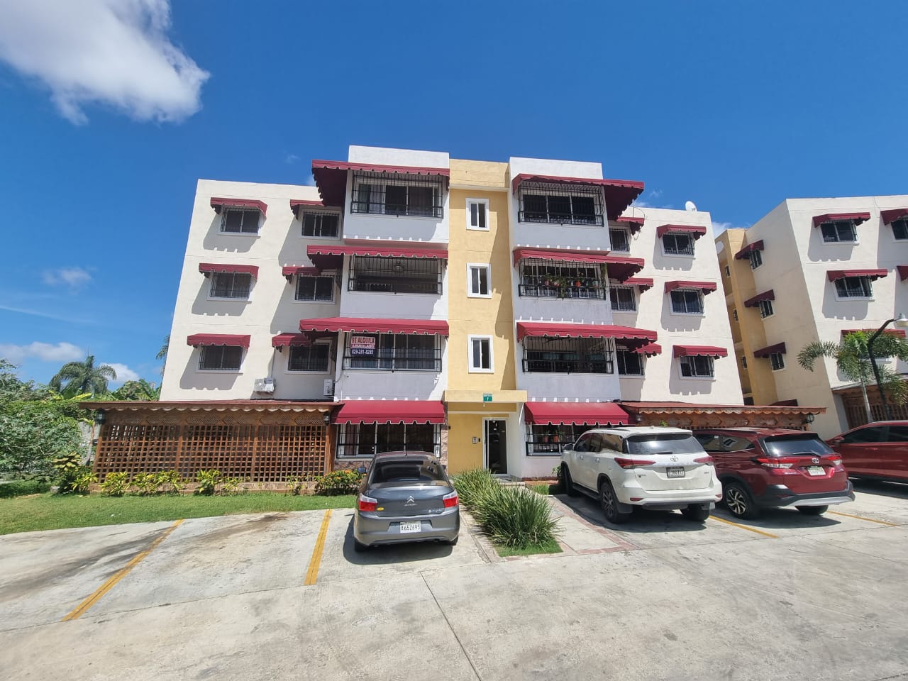 Alquilo Apartamento Amueblado 2do Piso Tipo B Modificado Foto 7210974-3.jpg