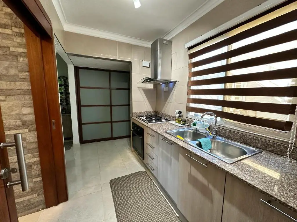 APARTAMENTO EN LA AUT. SAN ISIDRO PROXIMO AL SUPERMERCADO BRAVO Foto 7211838-6.jpg