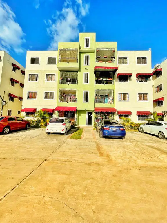 Apartamento en venta Residencial Juan Rafael Av.Jacobo Majluta Foto 7211917-1.jpg