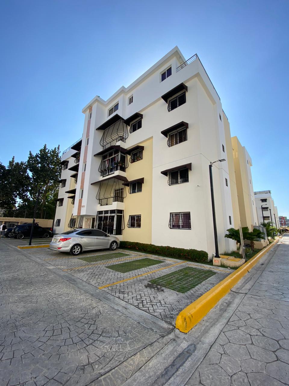 RD5100000 VENDO apartamento en tercer en Vista Hermosa Foto 7211937-1.jpg