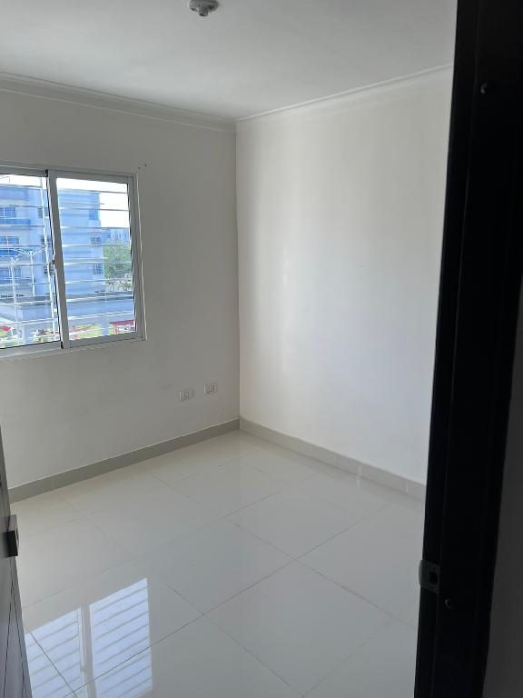 Apartamento en sector SDE - Autopista San Isidro 3 habitacio Foto 7212162-K7.jpg