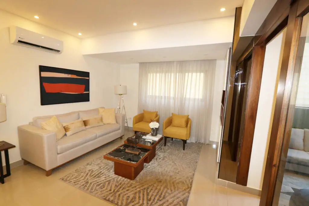 Es Hermoso apartamento en alquiler ubicado en Evaristo Morales Foto 7212302-1.jpg