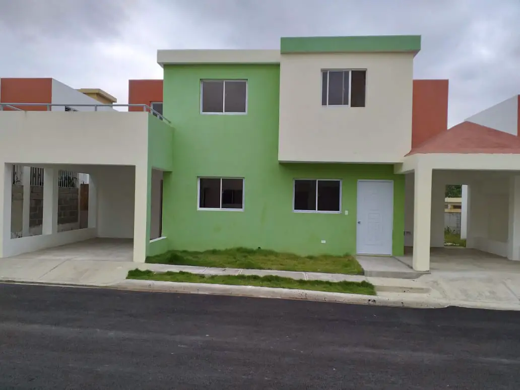 Venta de Casas en Santo Domingo Oeste Diseño Funcional y Comodidad Foto 7212369-3.jpg