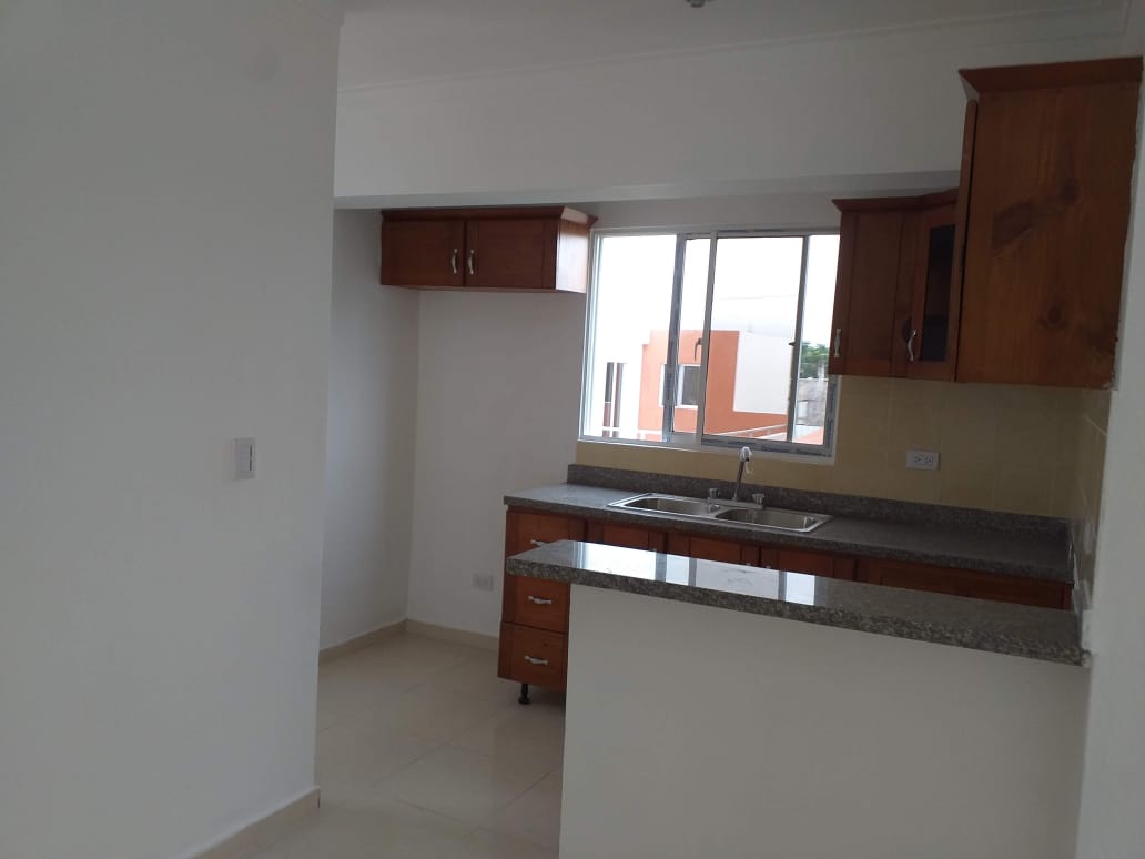 Venta de Casas en Santo Domingo Oeste Diseño Funcional y Comodidad Foto 7212369-5.jpg