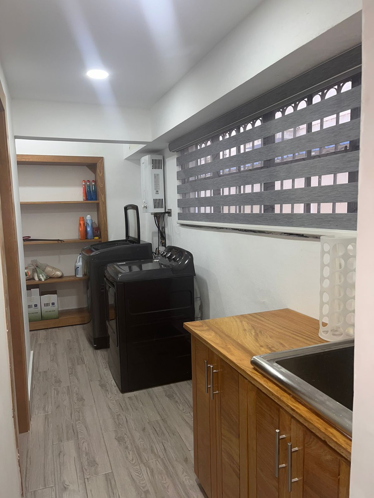 1454 ALQUILER DE APARTAMENTO AMUEBLADO-GAZCUE Foto 7212428-9.jpg