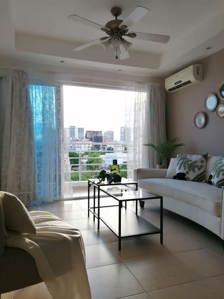 APARTAMENTO AMUEBLADO EN ALQUILER  GAZCUE Foto 7212948-1.jpg