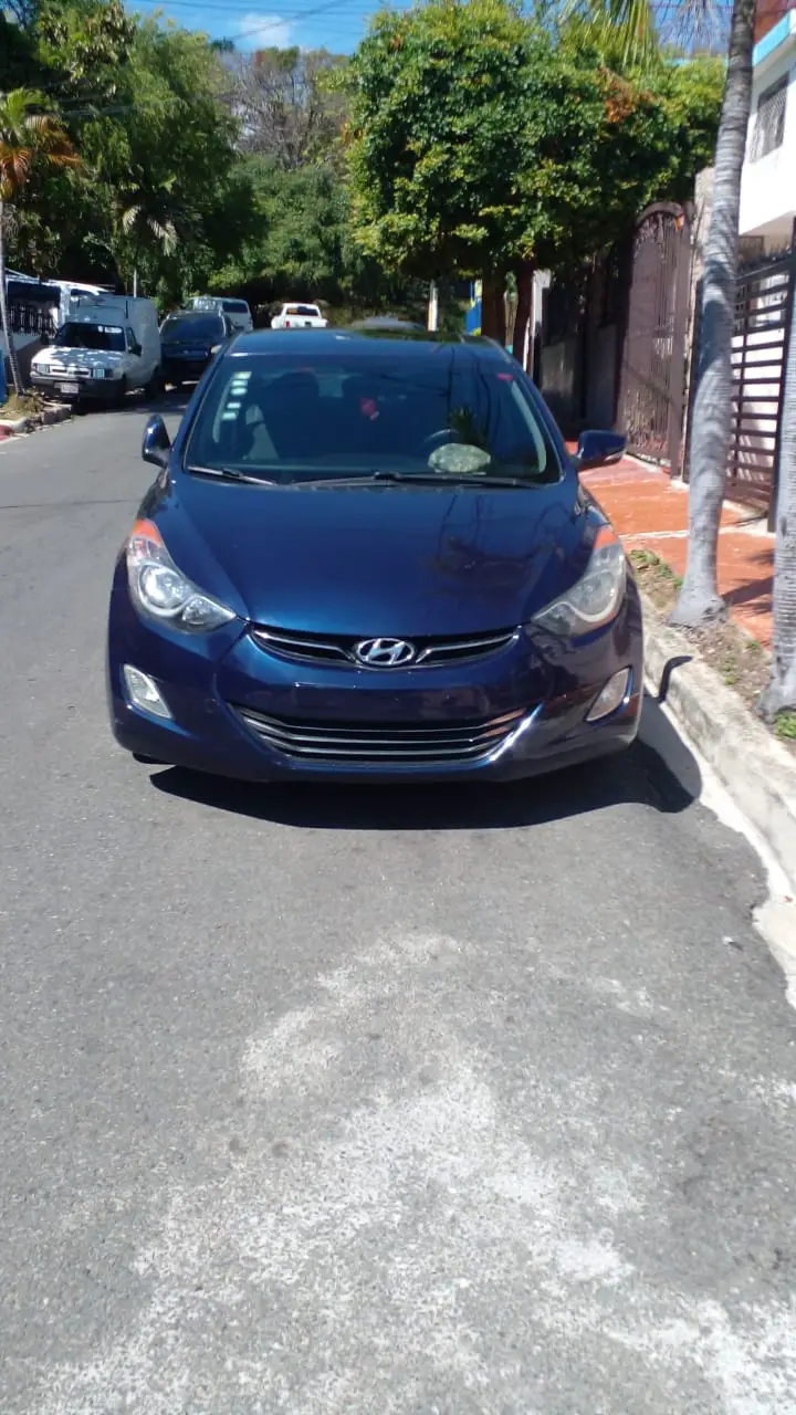 ELANTRA 2014 Foto 7213522-7.jpg