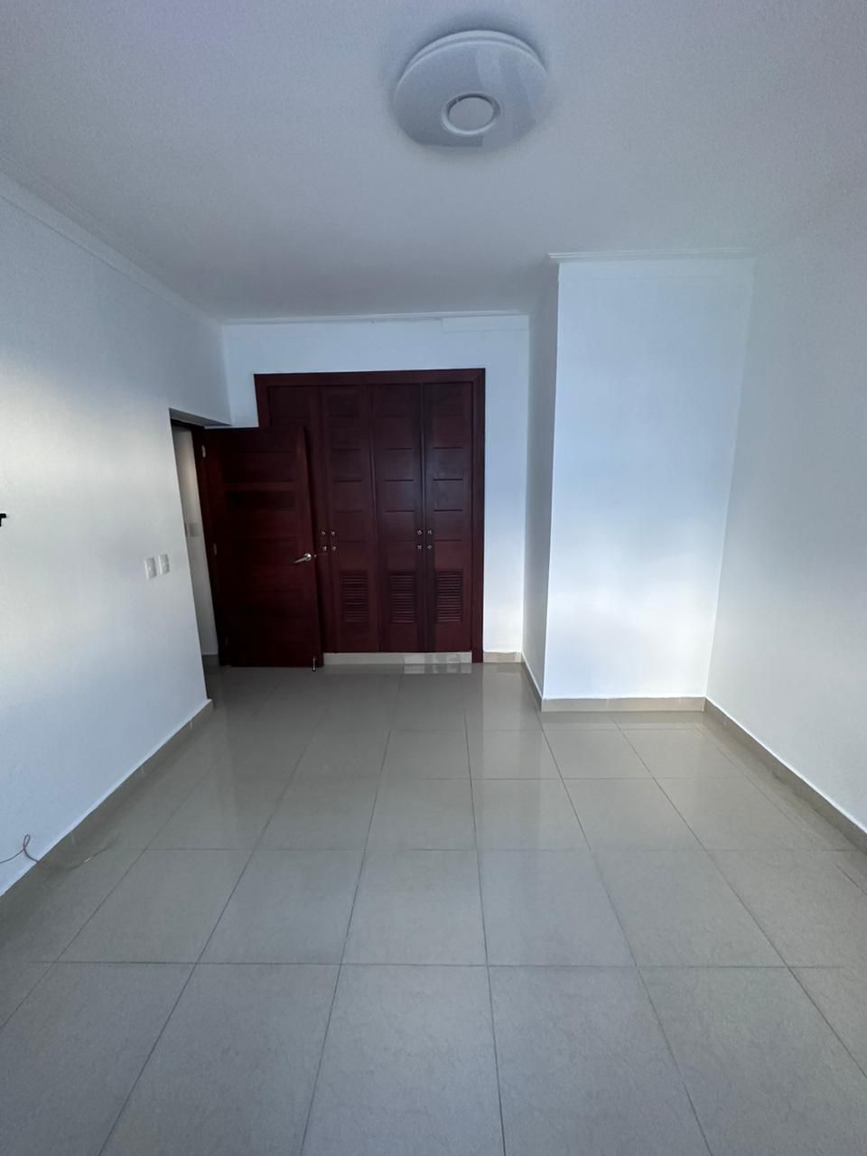 Mirador Norte  Alquilo apartamento completamente vacio Foto 7213616-2.jpg